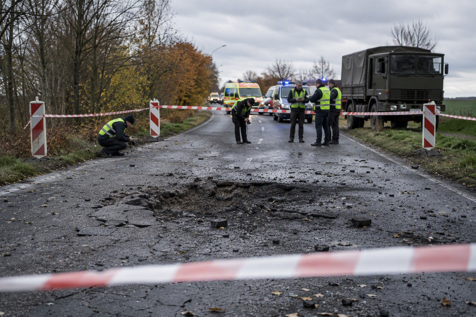 Poškozena klíčová cesta u Velké Střelné